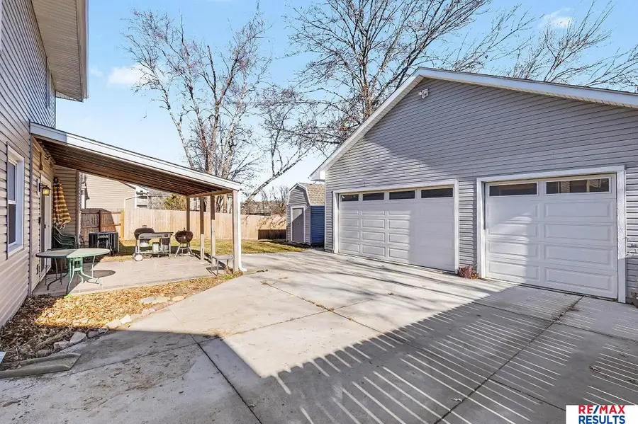 2923 S 159th Circle, Omaha, NE 68130 - Image #2