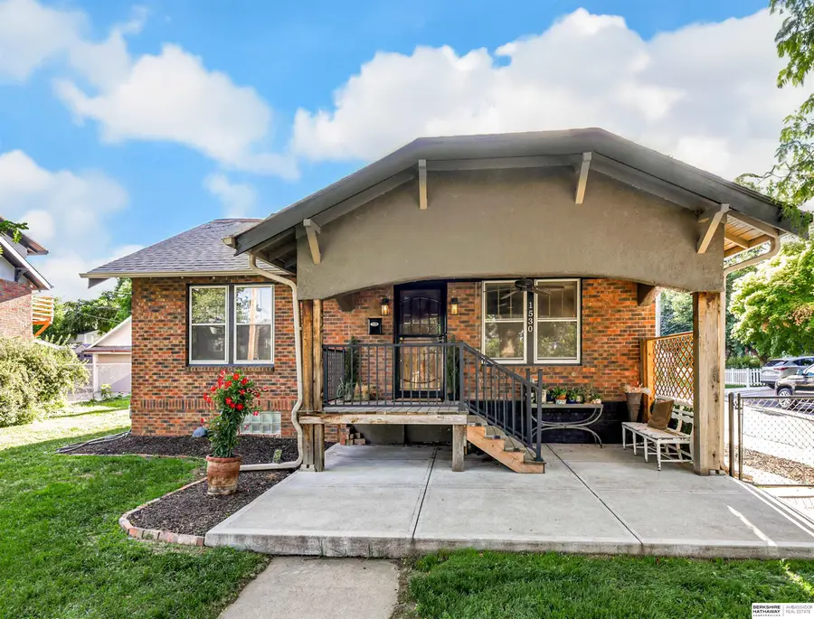 1530 N 52nd Street, Omaha, NE 68104 - Image #2