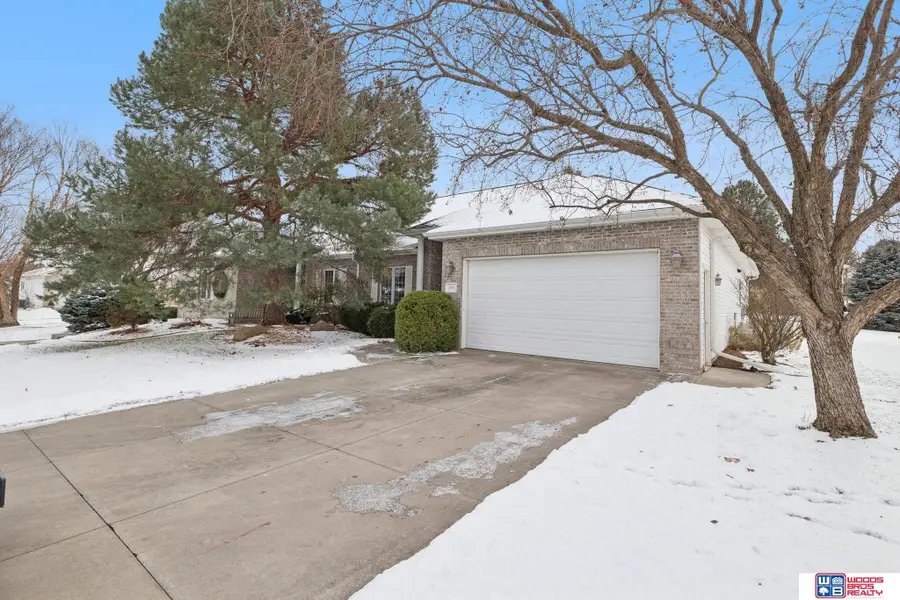 1621 Old Farm Road, Lincoln, NE 68512 - Image #2