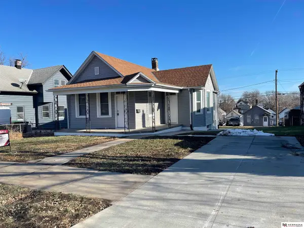 5413 S 22nd Street, Omaha, NE 68107