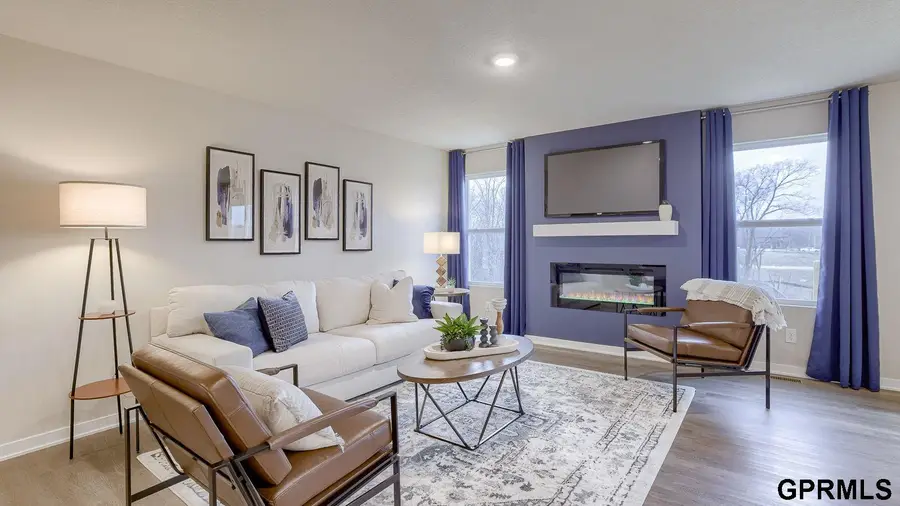 5414 N 189 Street, Elkhorn, NE 68022 - Image #2