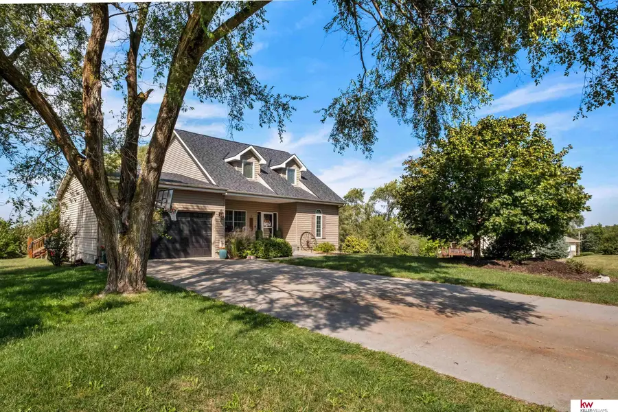 1917 Beaver Lake Boulevard, Plattsmouth, NE 68048 - Image #2