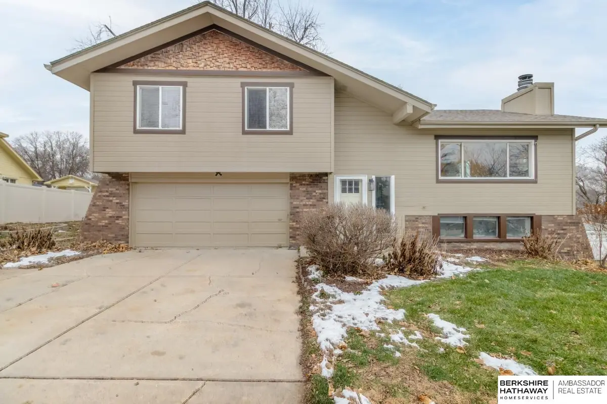 1230 S 164 Avenue, Omaha, NE 68130 - Image #1