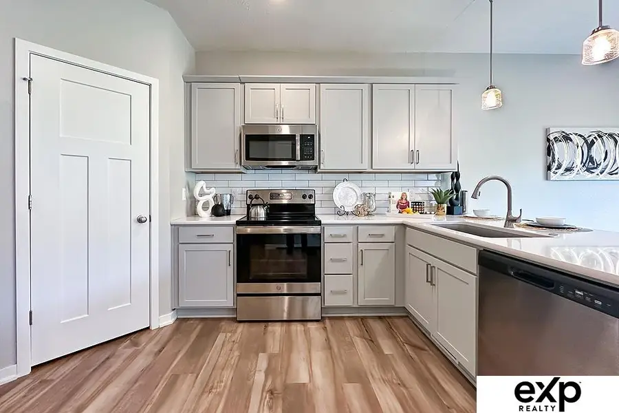 7919 N 93rd Street, Omaha, NE 68122 - Image #3