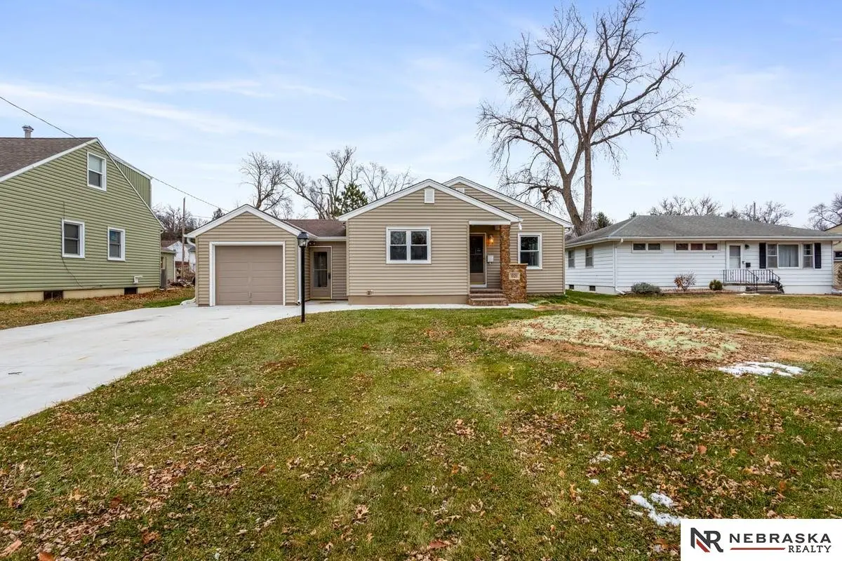 821 N 77th Street, Omaha, NE 68114 - Image #1