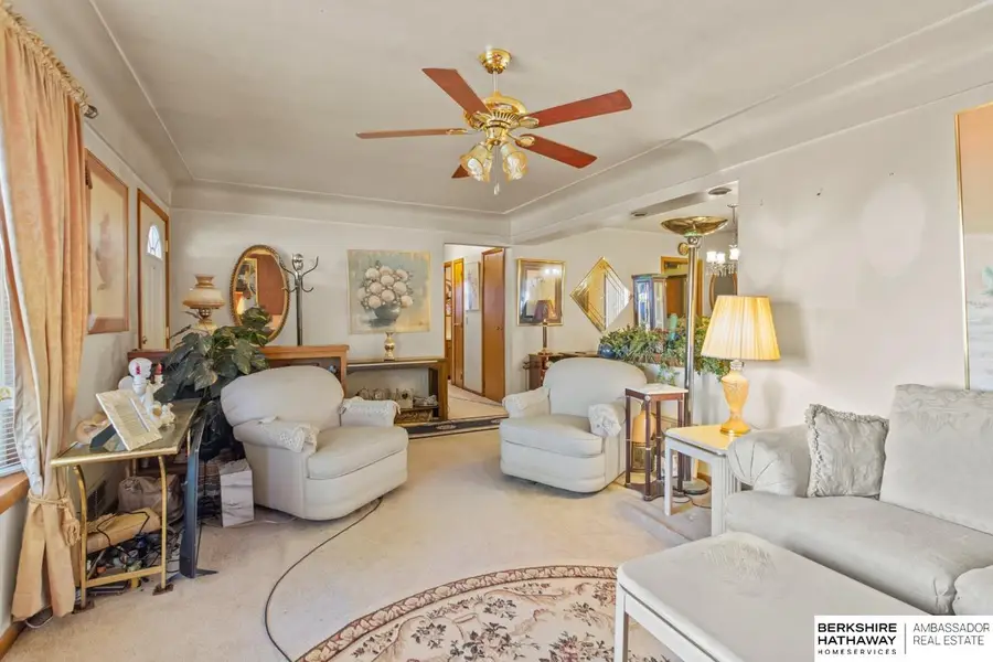 3521 Laurel Avenue, Omaha, NE 68111 - Image #3