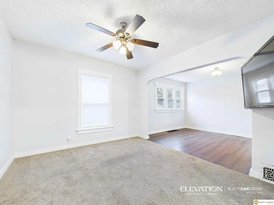 4814 Poppleton Avenue, Omaha, NE 68106 - Image #2