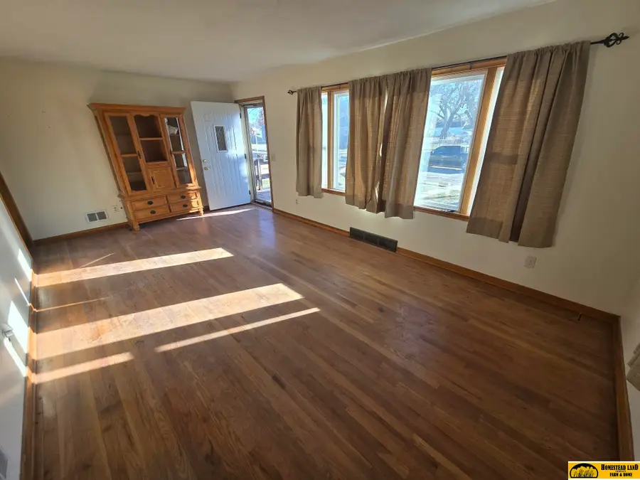 1902 High Street, Beatrice, NE 68310 - Image #3