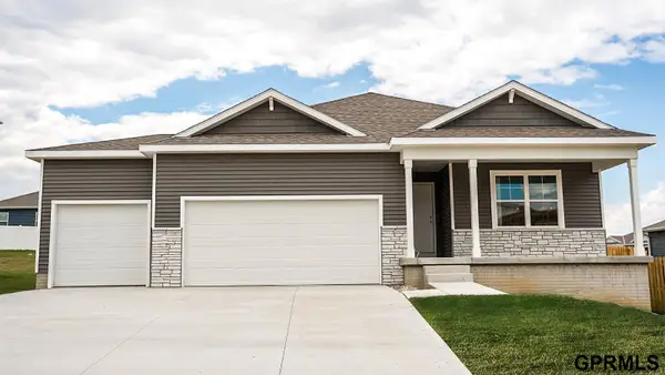 17031 Craig Street, Bennington, NE 68007