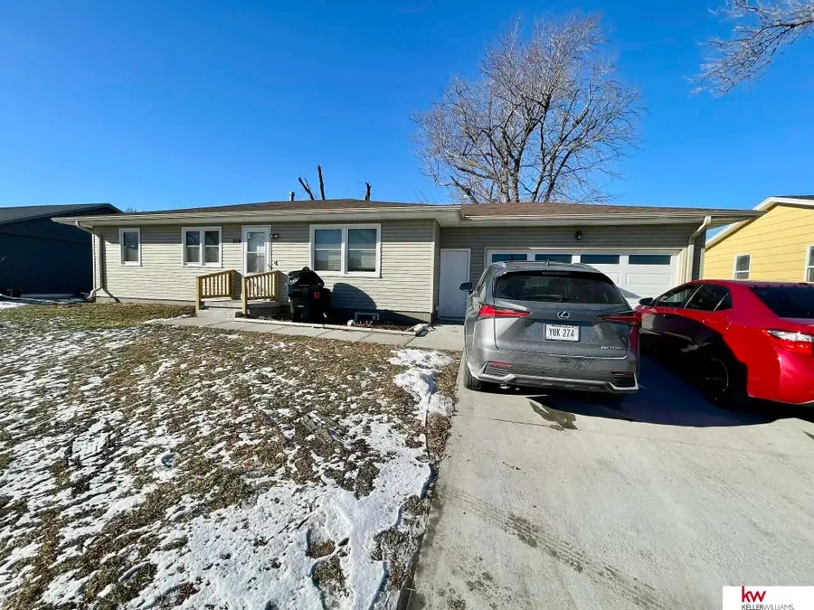 219 S William Avenue, Fremont, NE 68025-5954 - Image #2