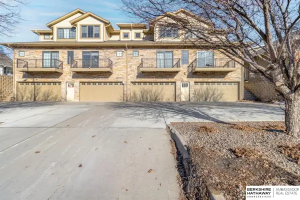 5138 Dodge Street, Omaha, NE 68132