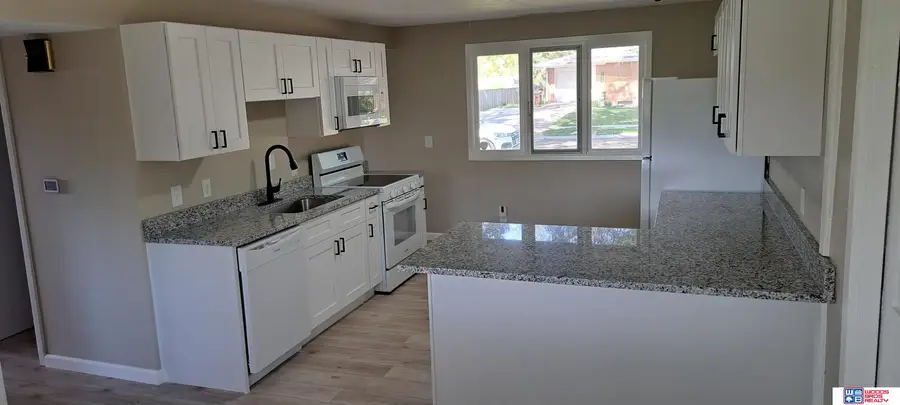 7321 York Lane, Lincoln, NE 68505 - Image #3