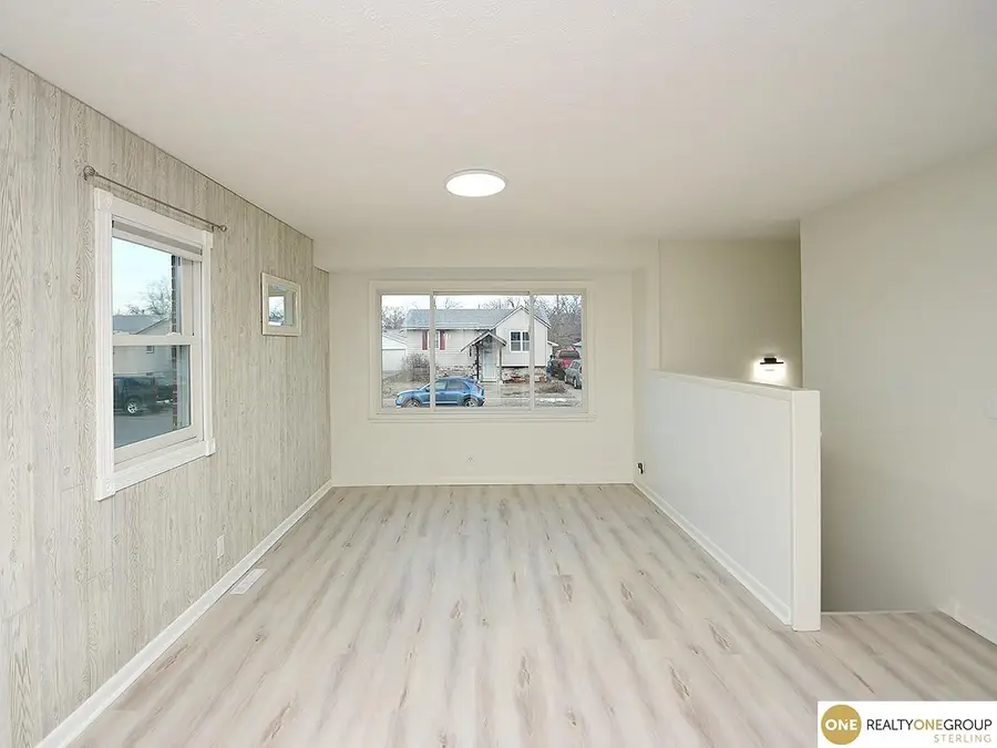 1005 Cachelin Drive, Carter Lake, IA 51510 - Image #3