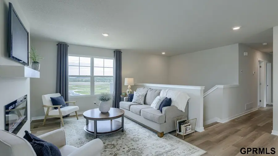 18487 Greenfield Street, Omaha, NE 68136 - #2