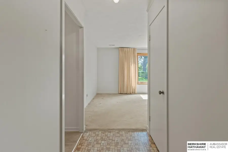 3315 Van Dorn Street, Lincoln, NE 68506 - #2