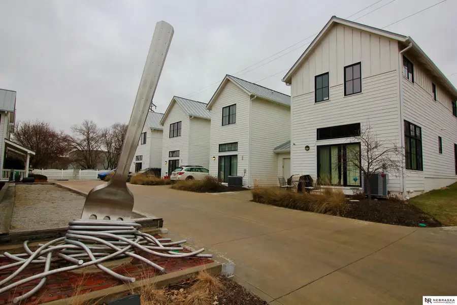 618 Pierce Street, Omaha, NE 68108 - Image #2