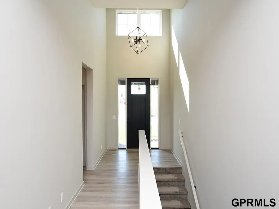 9902 S 180 Avenue Circle, Omaha, NE 68136 - Image #3