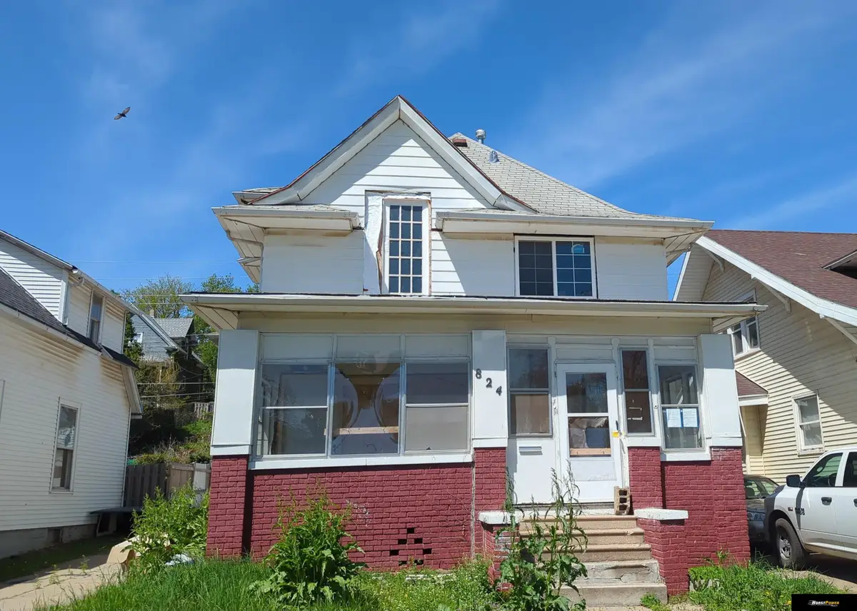 824 S 35 Street, Omaha, NE 68105 - Image #1