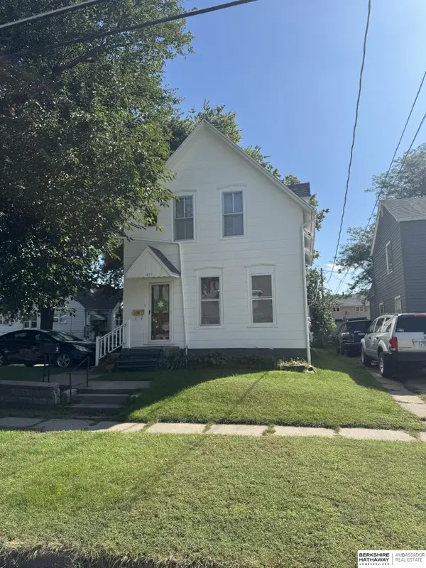 321 W 8th Street, Fremont, NE 68025