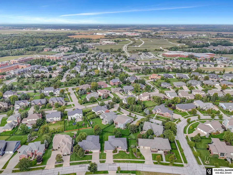 6921 NW 4th Street, Lincoln, NE 68521 - Image #2