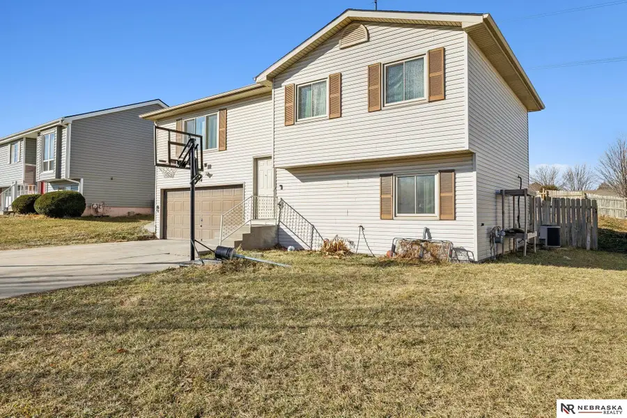 2929 NW 8th Street, Lincoln, NE 68521 - Image #2
