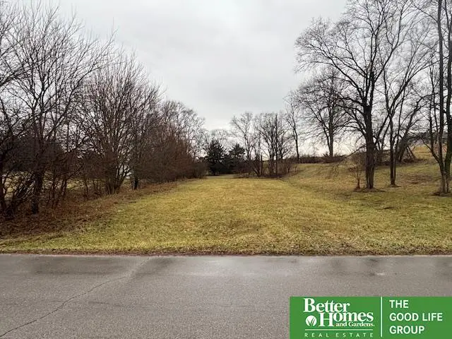 2021 Beaver Lake Boulevard, Plattsmouth, NE 68048 - #2