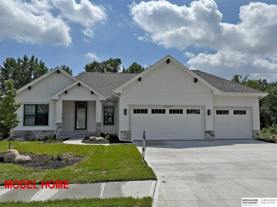 16663 Locust Street, Omaha, NE 68116 - Image #3