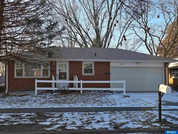 5531 Locust Street, Lincoln, NE 68516