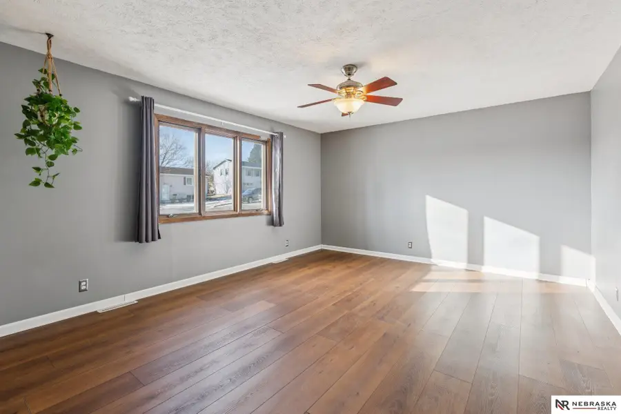 9816 Meredith Avenue, Omaha, NE 68134 - Image #3
