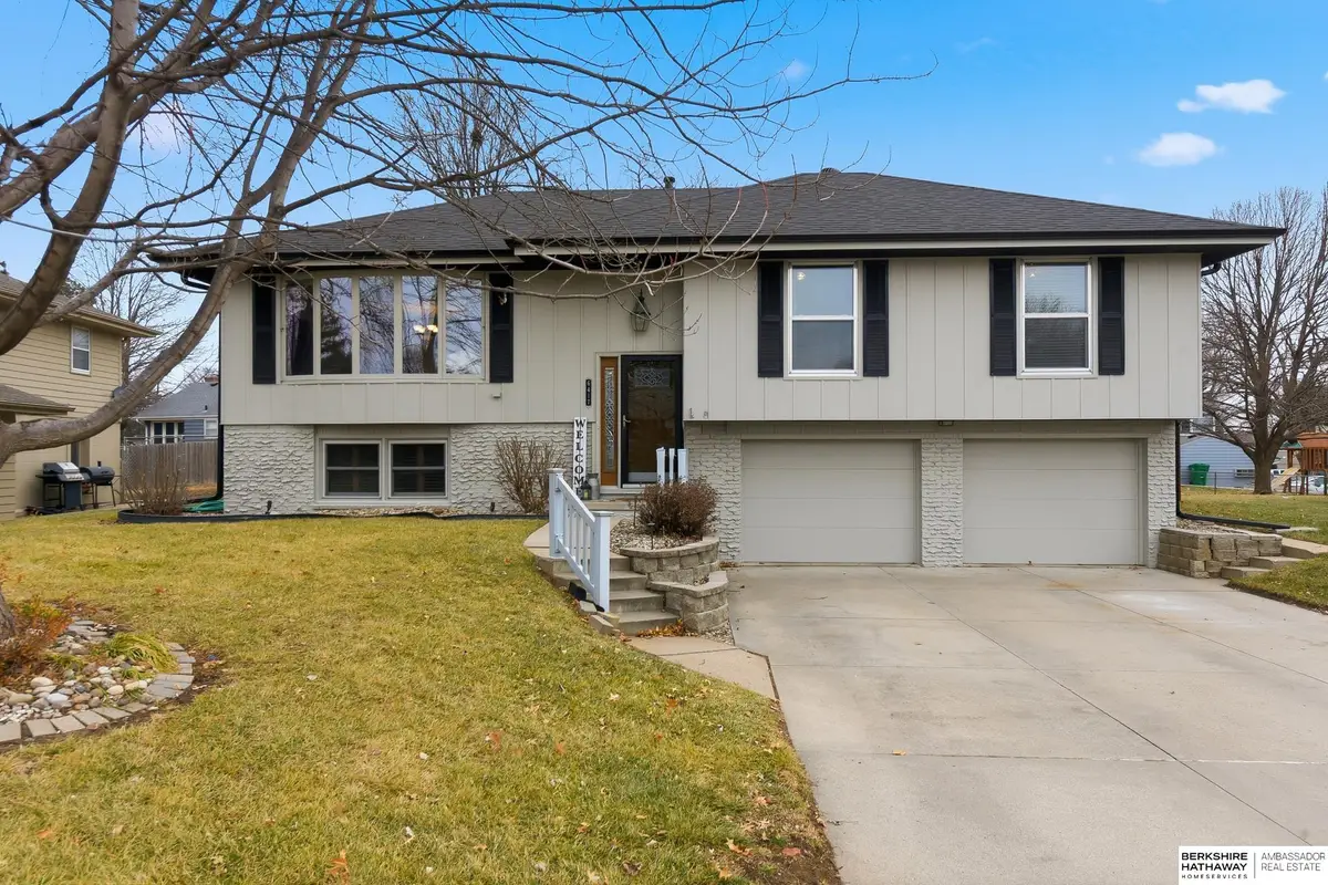 6417 S 76th Circle, Ralston, NE 68127 - Image #1