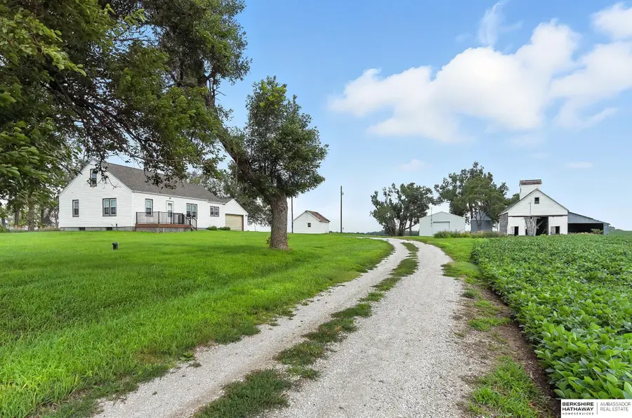 29320 Church Road, Murdock, NE 68407 - Image #2