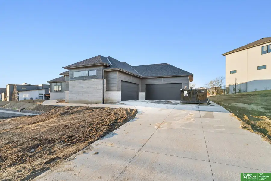 3538 S 210th Avenue, Elkhorn, NE 68022 - Image #3