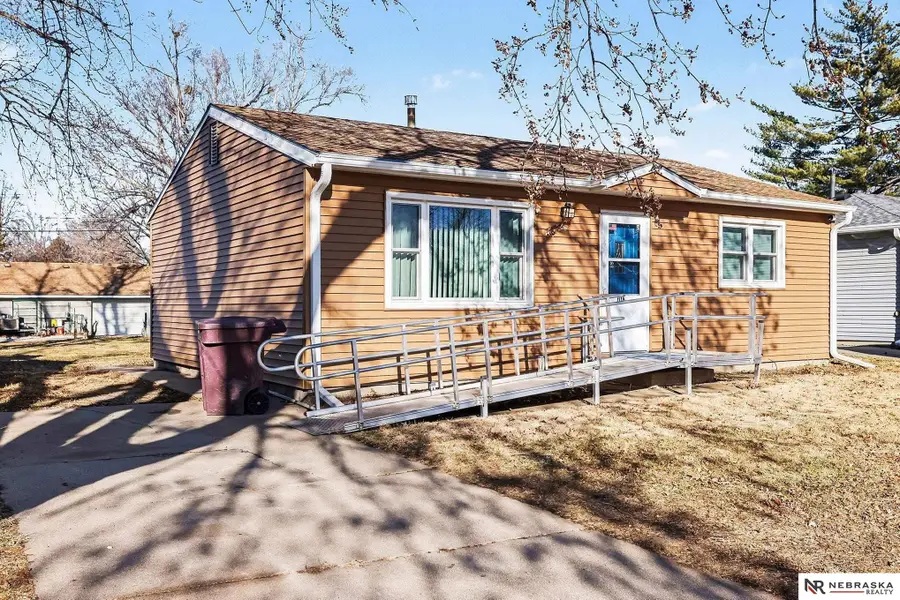 7118 Kearney Avenue, Lincoln, NE 68507 - Image #2