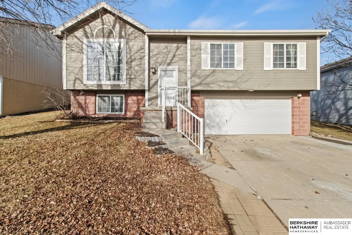 7510 Howell Street, Omaha, NE 68122 - Image #1