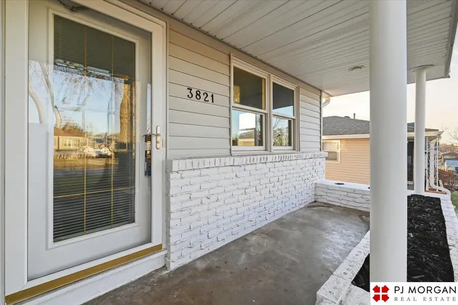 3821 Emiline Street, Omaha, NE 68147 - Image #2