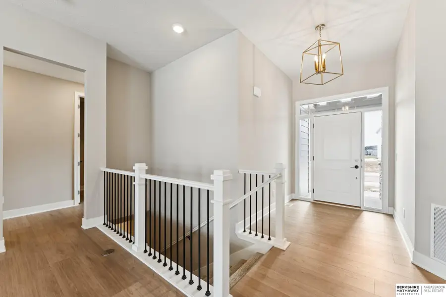 20814 Kansas Avenue, Elkhorn, NE 68022 - #2