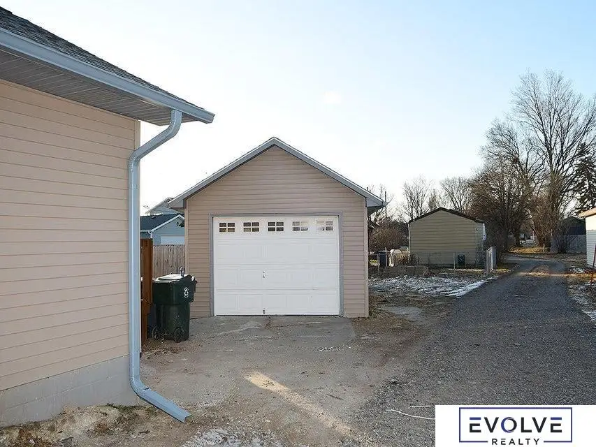 813 19th Avenue, Council Bluffs, IA 51501 - Image #3