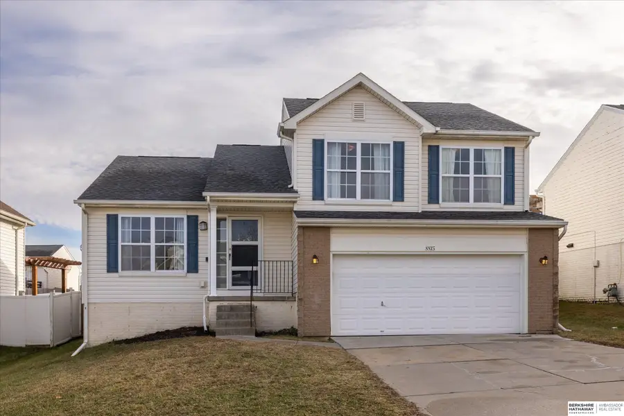 8815 Quest Street, Omaha, NE 68122 - Image #2