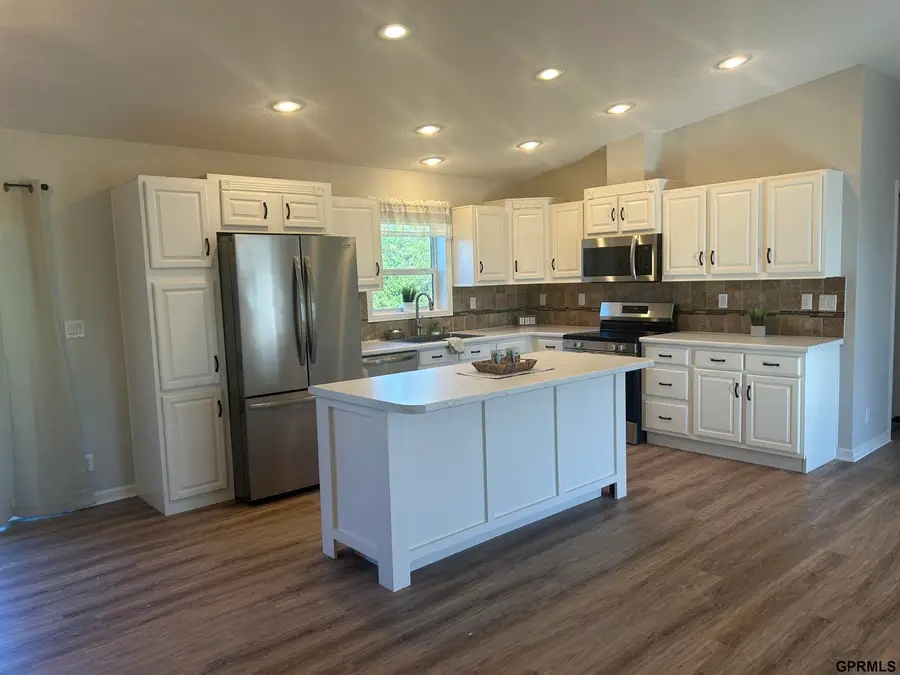 16410 Iske Drive, Bellevue, NE 68123 - Image #3