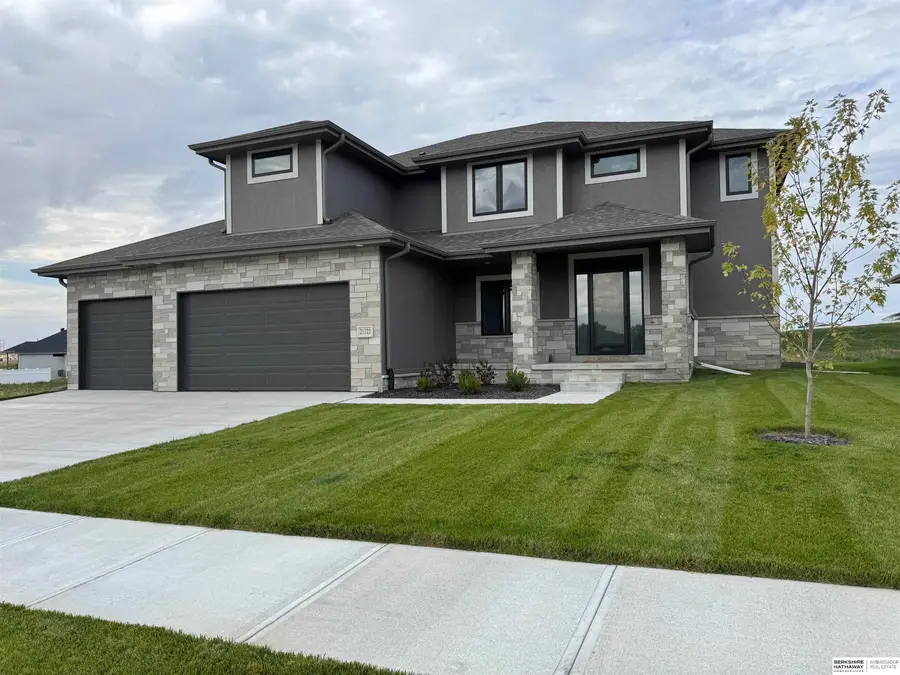 21722 Parkview Drive, Gretna, NE 68028 - Image #2