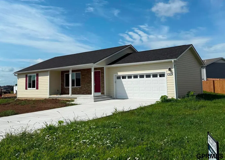 903 Sunridge Drive, Beatrice, NE 68310 - #3