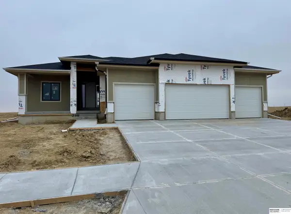 10316 S 212th Street, Gretna, NE 68028