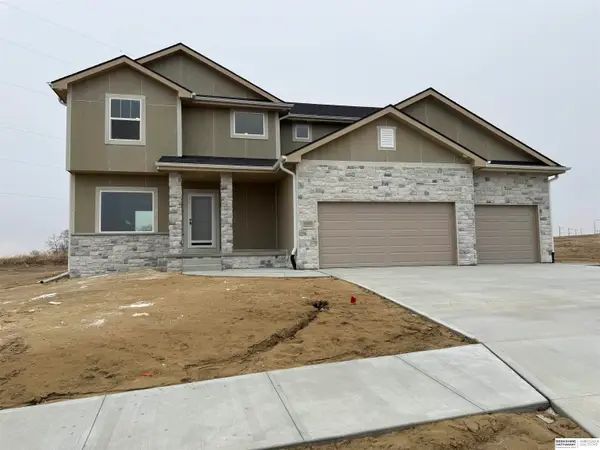 18055 Sycamore Drive, Gretna, NE 68028