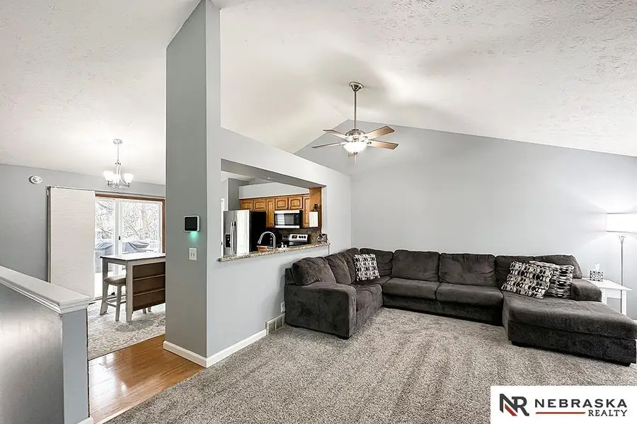 11756 Hartman Avenue, Omaha, NE 68164 - Image #3