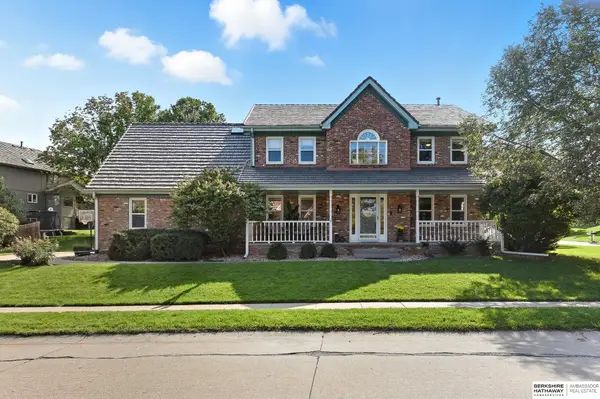 16715 L Street, Omaha, NE 68135