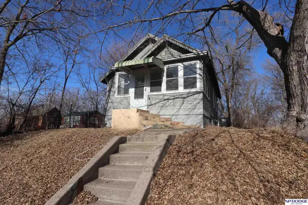 3312 Maple Street, Omaha, NE 68111