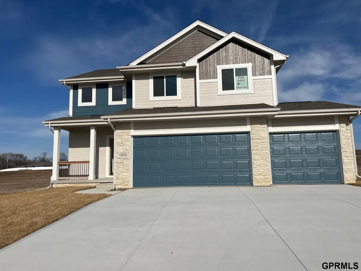 12039 S 45th Avenue, Bellevue, NE 68123 - #1