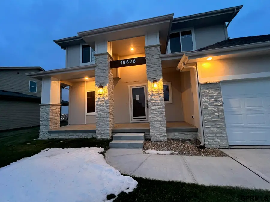 19826 Cinnamon Street, Omaha, NE 68135 - #2
