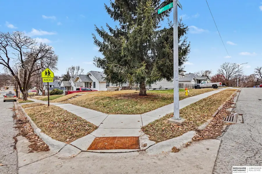 1702 S 49th Street, Omaha, NE 68106 - Image #2