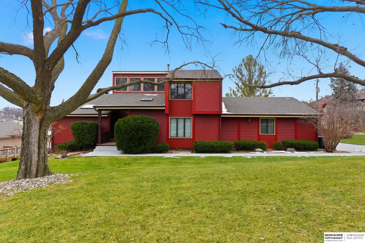 8514 Douglas Street, Omaha, NE 68114 - Image #1